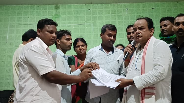 पशुधन मित्र संघ ने की स्थायीकरण व मानदेय की मांग