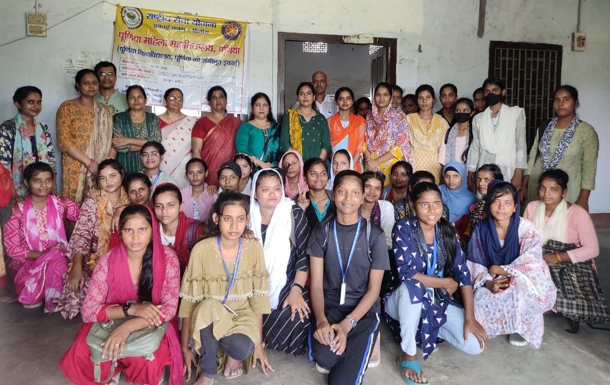 यौन शिक्षा को व्यावहारिक जीवन में अमल में लाना जरूरी