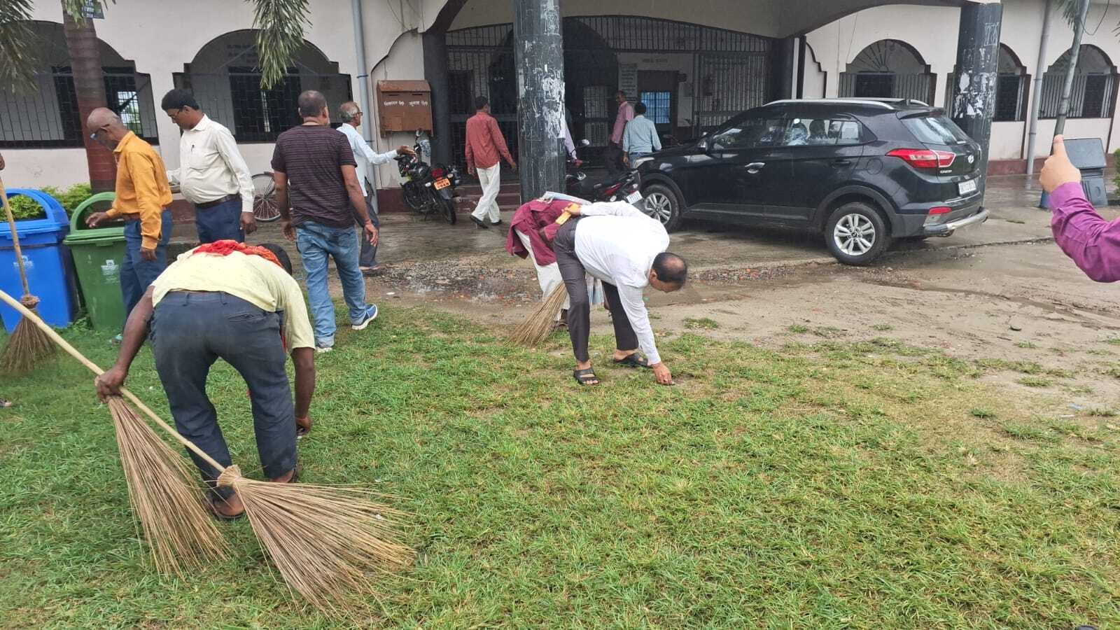 जीवन में स्वस्थ रहने के लिए स्वच्छता जरूरी : प्राचार्य