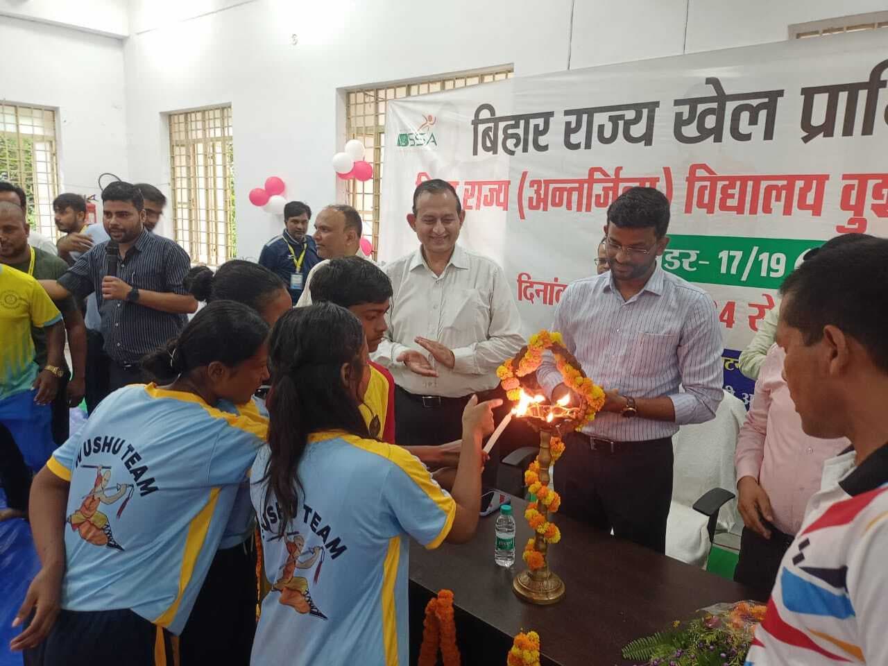 डीएम ने किया वुशु प्रतियोगिता का उद्घाटन