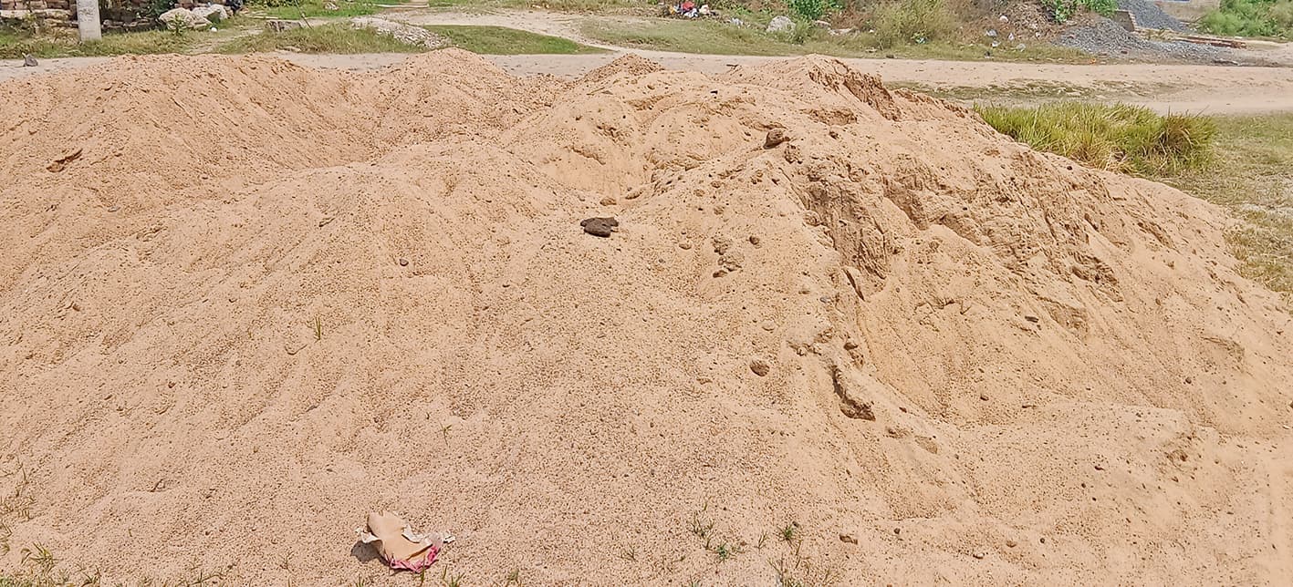 Chhapra News : नाबालिग से दुष्कर्म का आरोपित बस कंडक्टर धराया