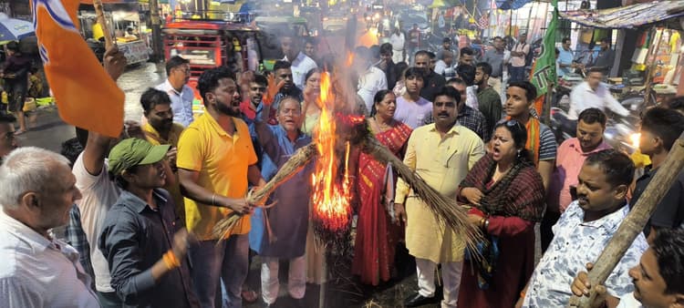 Giridih News: भाजयुमो ने फूंका मुख्यमंत्री हेमंत सोरेन का पुतला