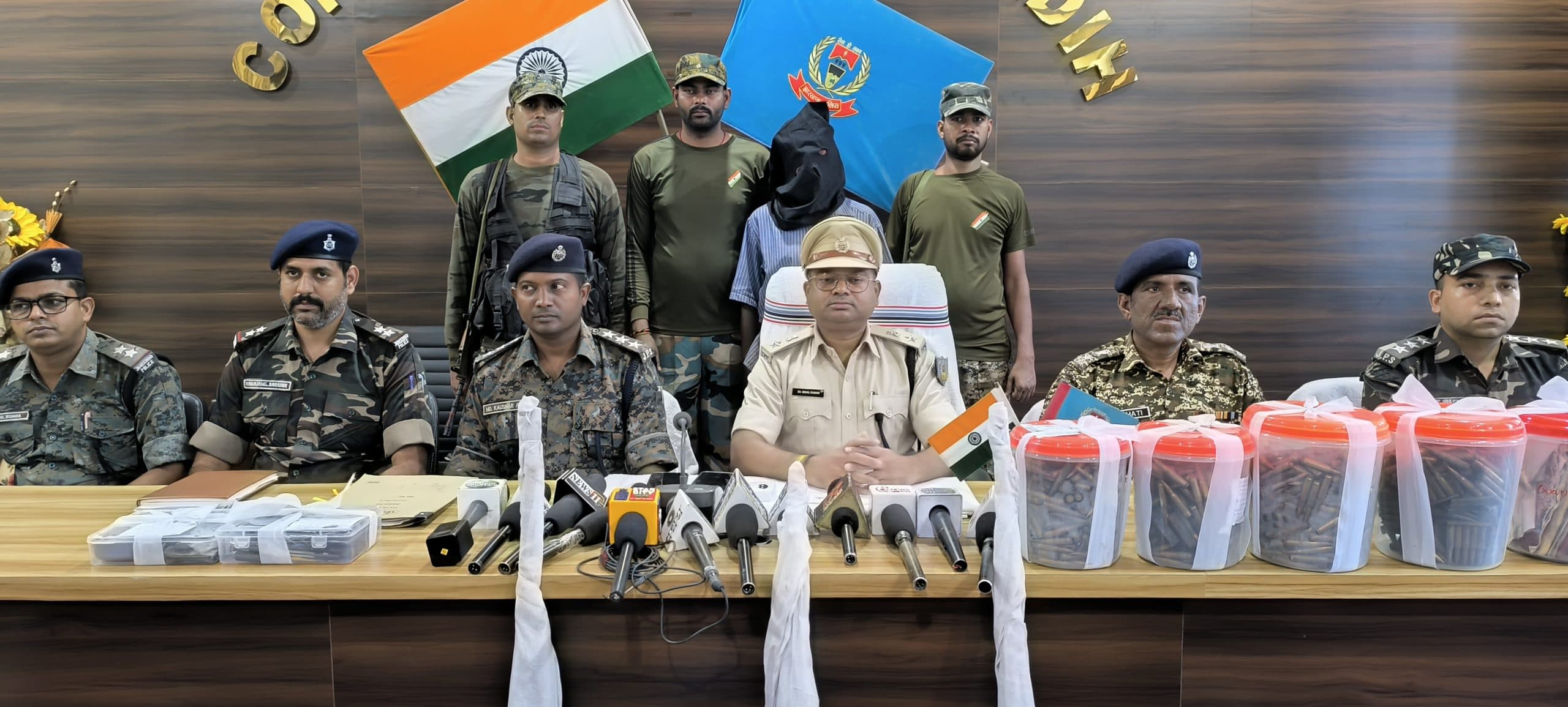 Giridih News: लेवी वसूली के लिए दहशत फैलाने की योजना पर काम कर रहे थे नक्सली