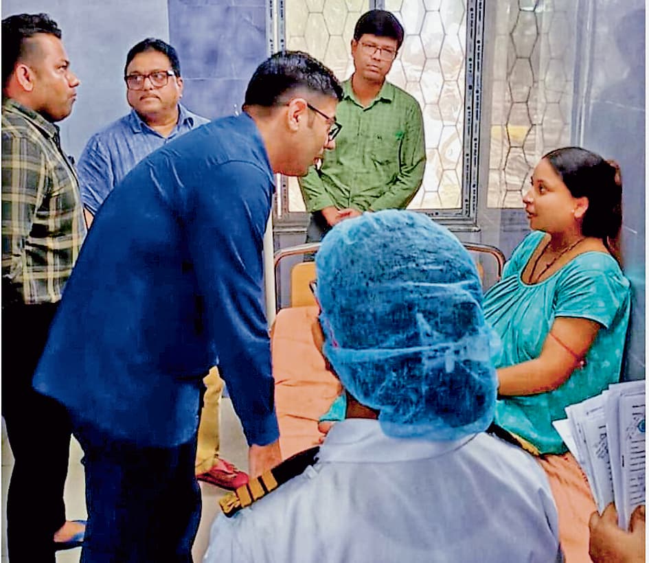 बाढ़ के बीच 245 नवजात बच्चों की गूंजी किलकारी