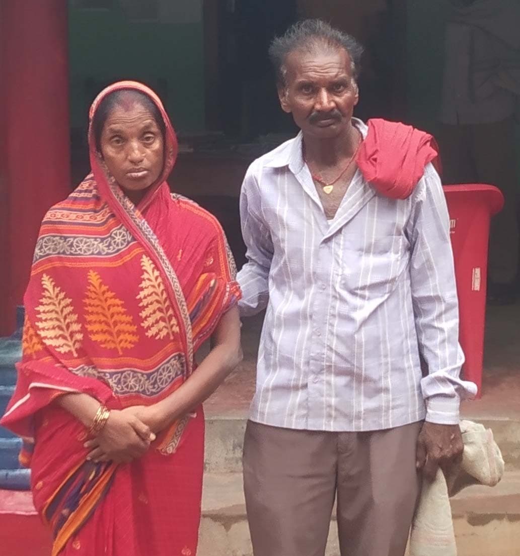 पहले बाइक से मारी ठोकर, फिर दंपती से लूटे 2.10 लाख