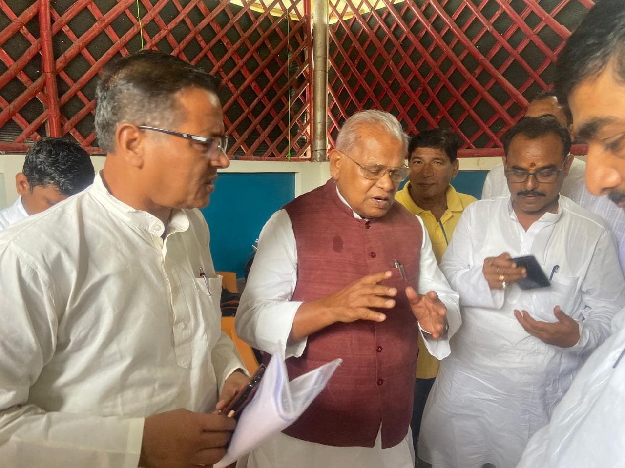 Gaya News : शेरघाटी की नयी बाजार में अंडरपास नहीं होगा बंद