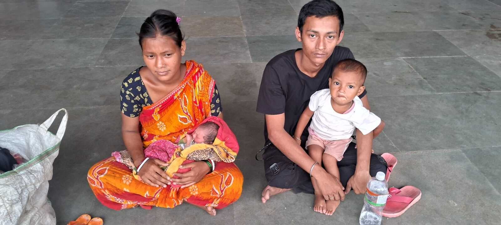 भटिंडा-बालूरघाट फरक्का एक्सप्रेस में महिला ने दिया बच्ची को जन्म