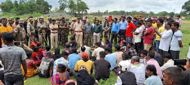 ग्रामीणों ने सोलर एनर्जी प्लांट लगाने का किया विरोध