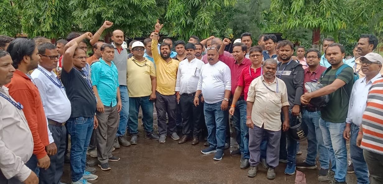 Bokaro News: कंपनी का टर्नओवर एक लाख करोड़ रुपये से अधिक, सम्मानजनक मिले बोनस : हरिओम