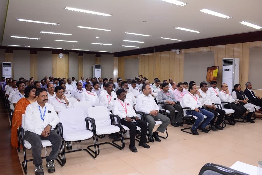 Rourkela News: आरएसपी के निदेशक प्रभारी ने निश्चय परियोजना का किया निरीक्षण, बोले-सांस्कृतिक परिवर्तन लाने के लिए व्यावहारिक सुरक्षा जरूरी