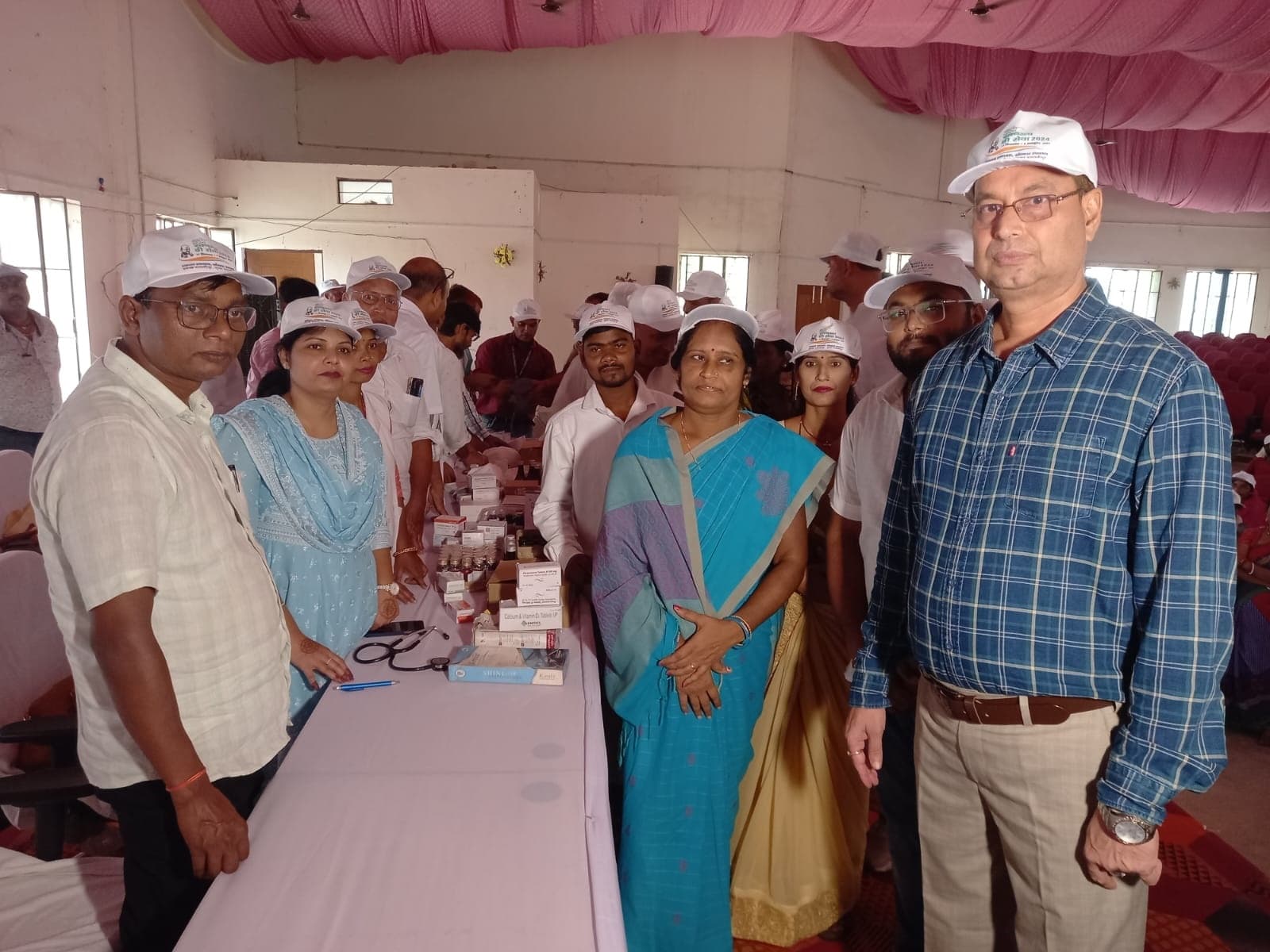 health checkup of cleaning workers: सफाई कर्मियों के स्वास्थ्य जांच, सरकार के महत्वाकांक्षी योजनाओं की दी गई जानकारी
