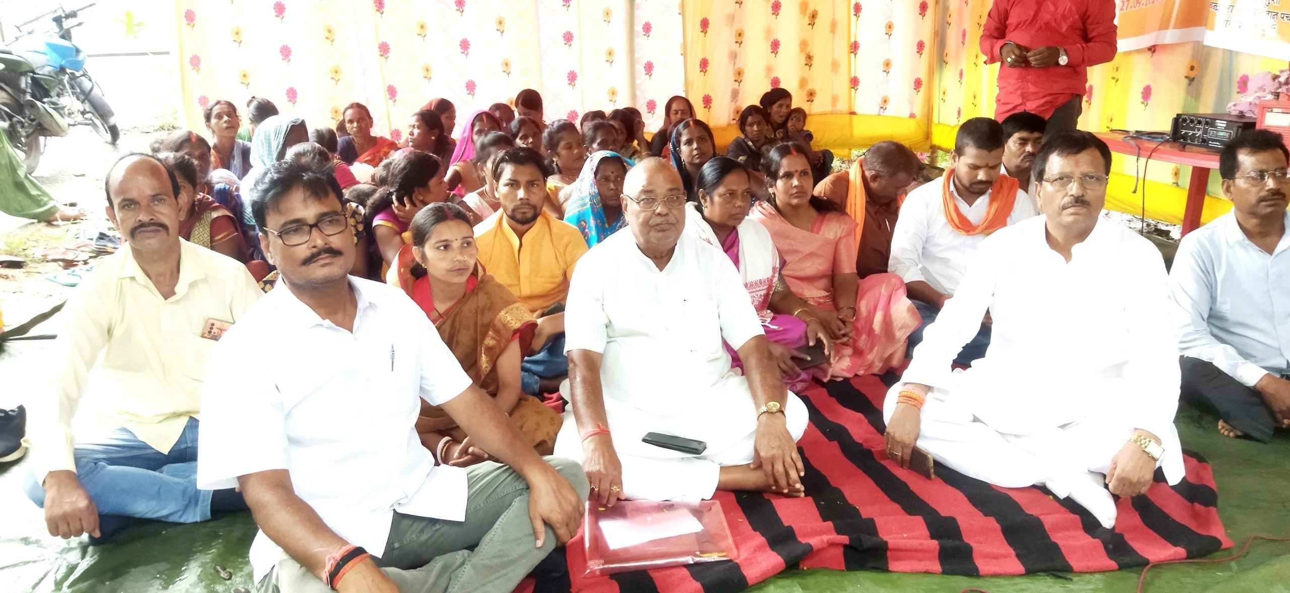 Bokaro News : चंद्रपुरा प्रखंड कार्यालय समक्ष भाजपा का धरना शुरू