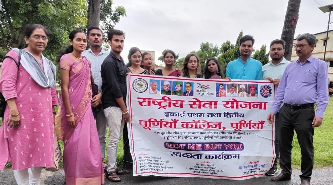 स्वच्छता से व्यक्तित्व व कार्यकुशलता में आता है  निखार : प्रो. शंभुलाल