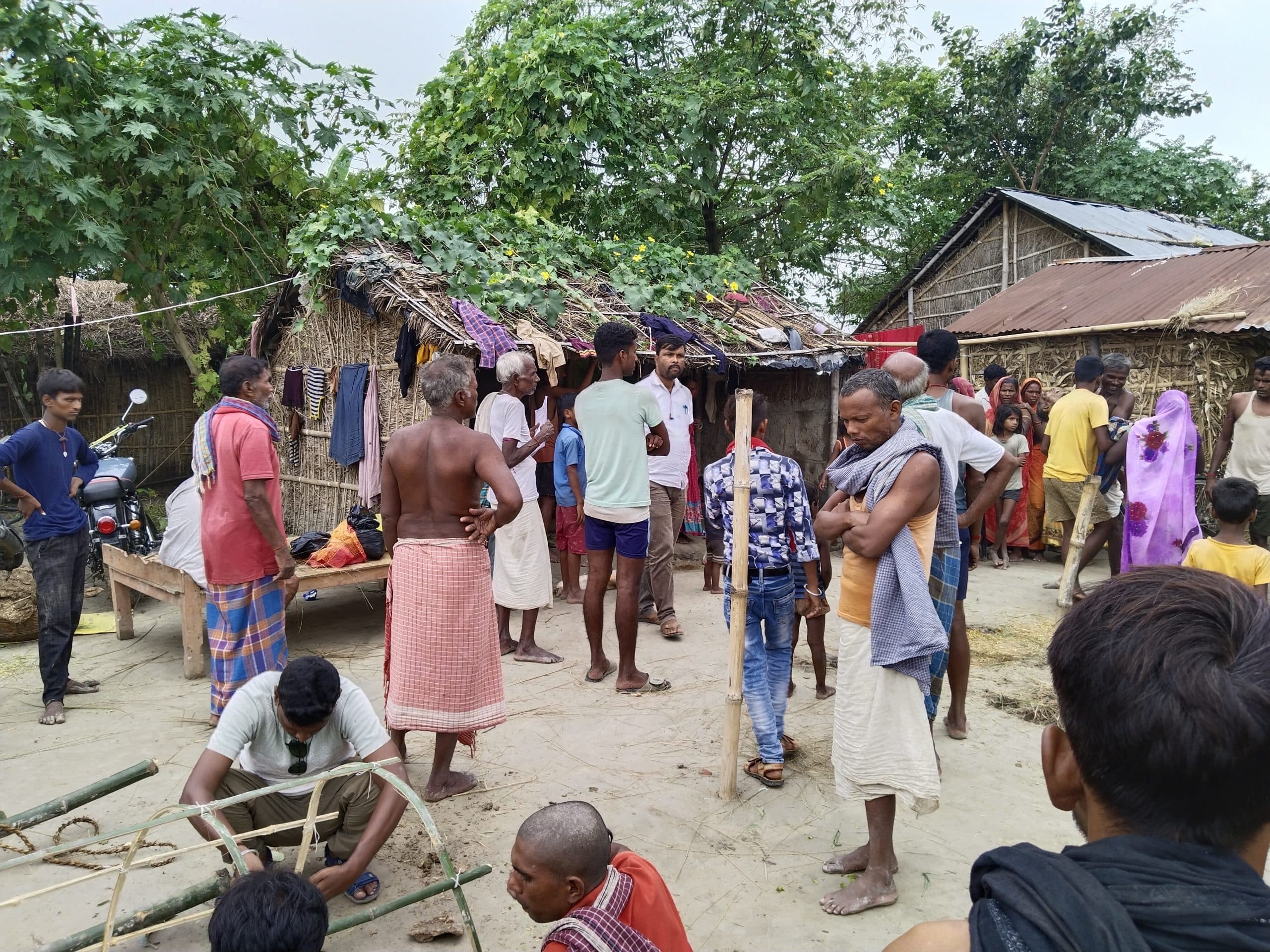 उचित इलाज के अभाव में गंभीर बीमारी से ग्रसित मजदूर की मौत