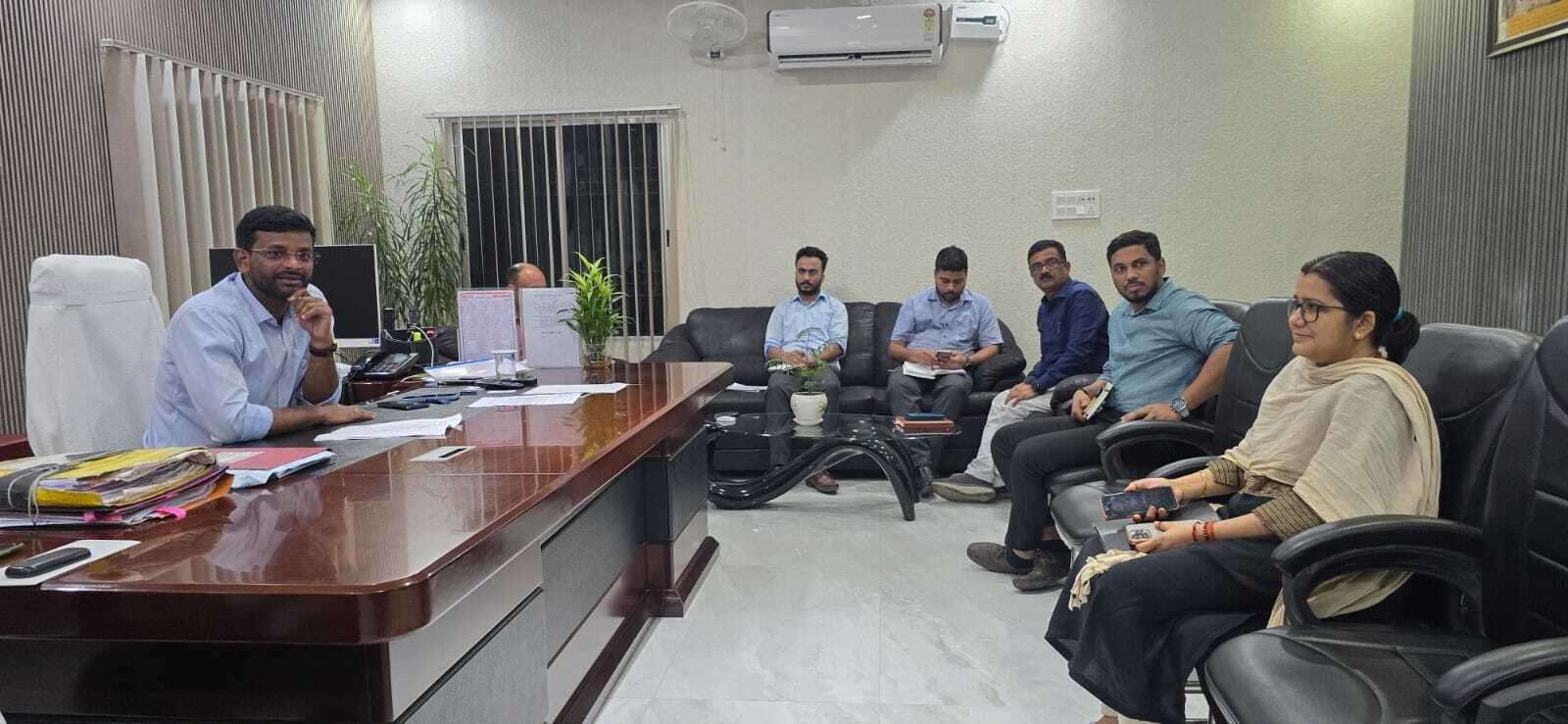 बाढ़ प्रभावित क्षेत्रों का लगातार किया जा रहा अनुश्रवण: डीएम