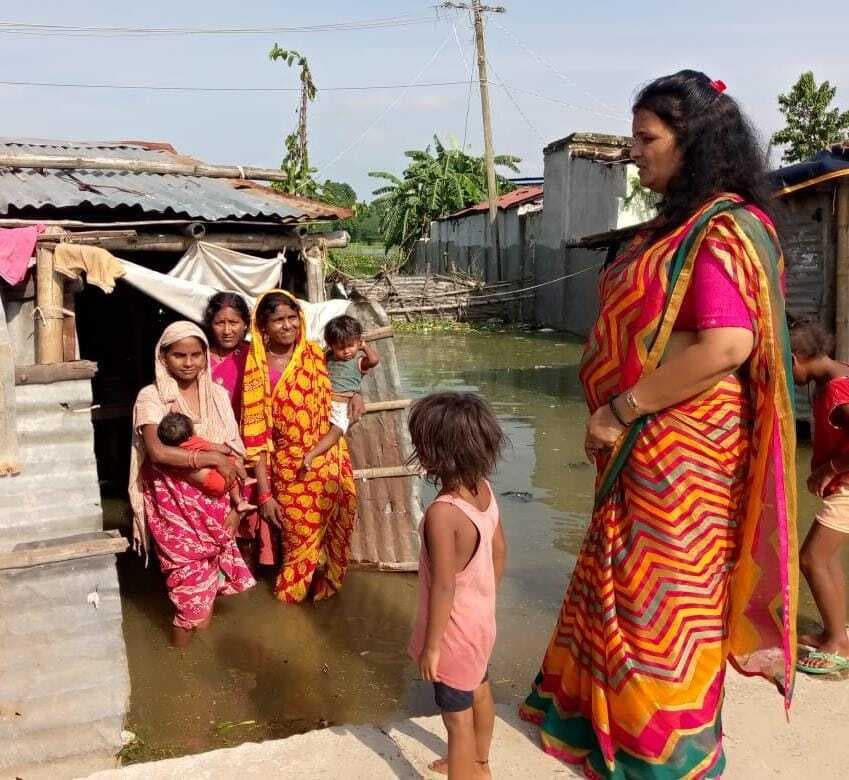 बाढ़ पीड़ितों को अविलंब राहत सामग्री उपलब्ध कराए प्रशासन