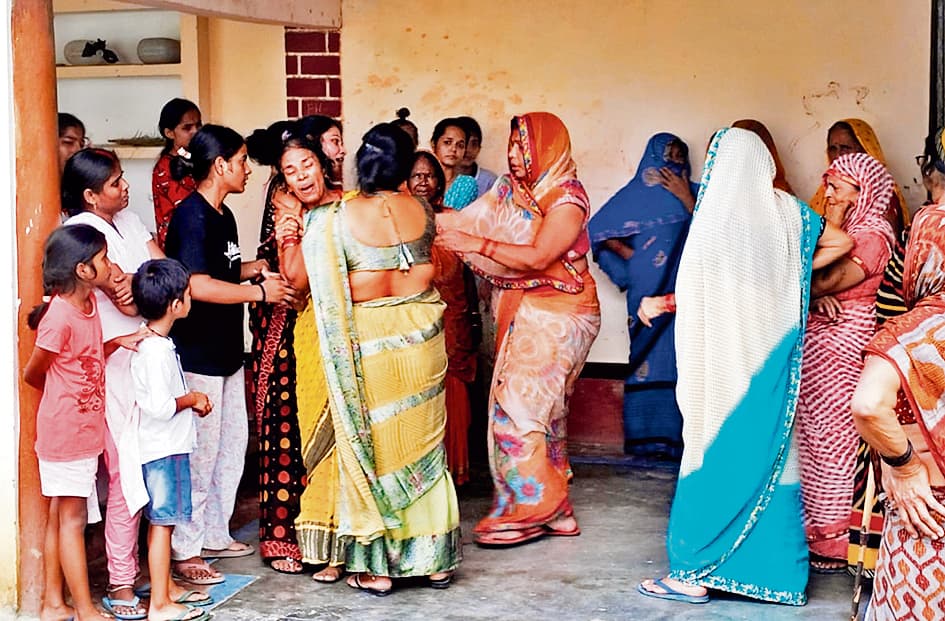 Gopalganj News : पुलिस जिस मुख्य आरोपित को ढूंढ़ रही थी, उसने भाई-बहन की गिरफ्तारी की खबर पर दे दी जानअनीश अपहरण कांड