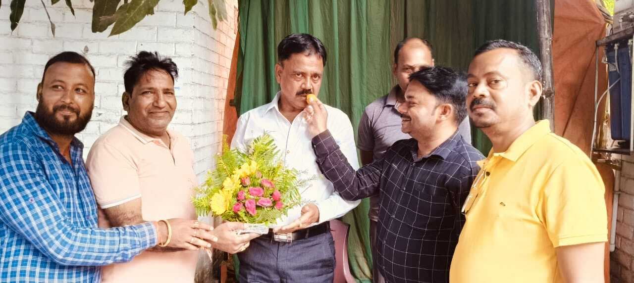 Giridih News:डीलर एसोसिएशन ने जताया विधायक का आभार