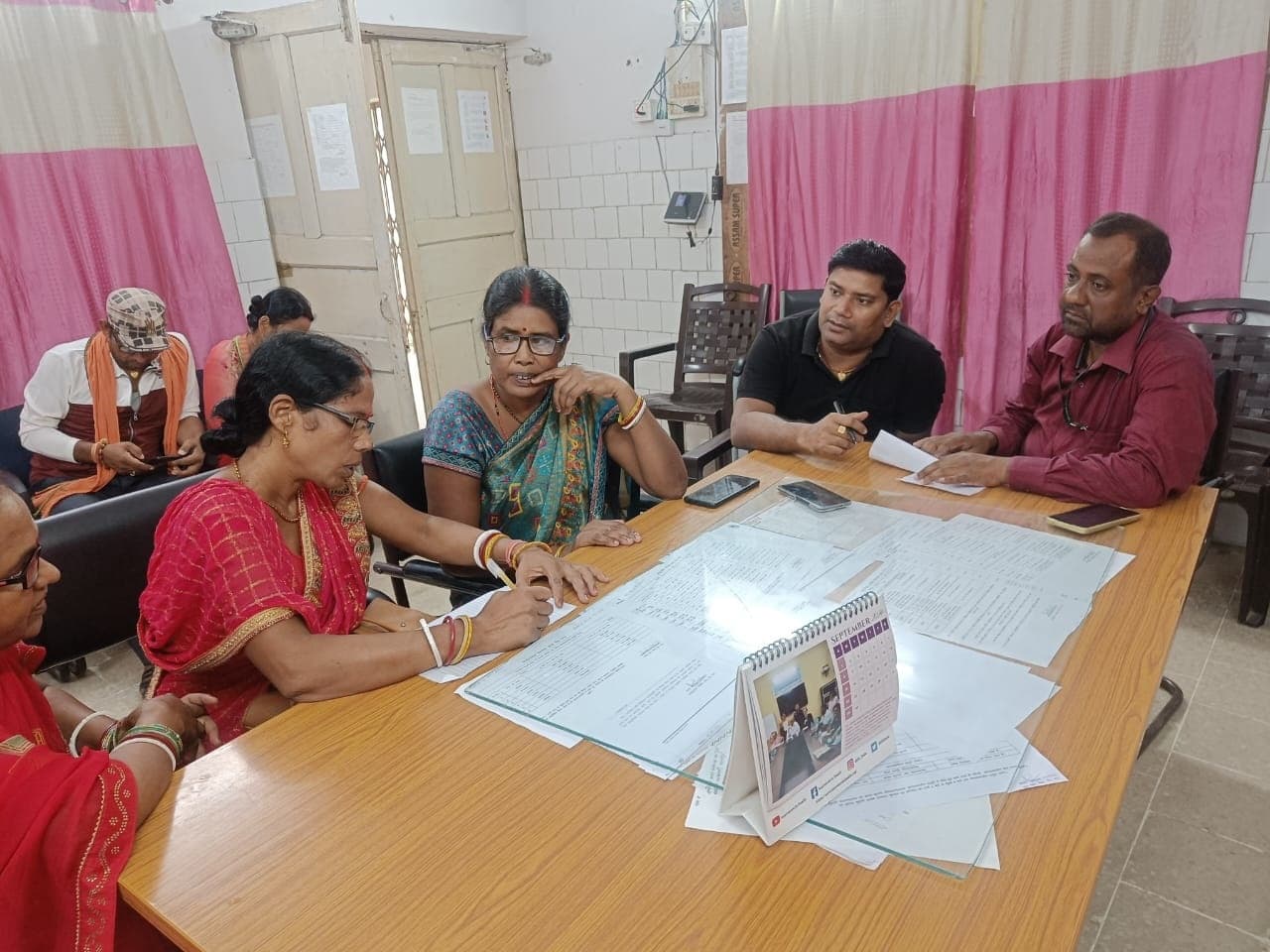 Planning regarding spraying bleaching powder: ब्लीचिंग पाउडर छिड़काव को लेकर तैयार की गई रूपरेखा