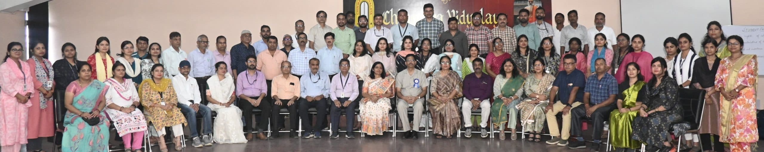 Bokaro News : वास्तविक जीवन की चुनौतियों से निपटने के लिए कौशल सीखना जरूरी : बनर्जी