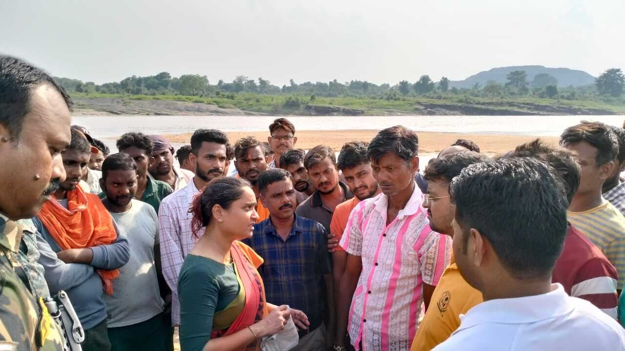 Dhanbad News: सेल्फी लेने के चक्कर नदी में डूबा 10वीं का छात्र, मौत