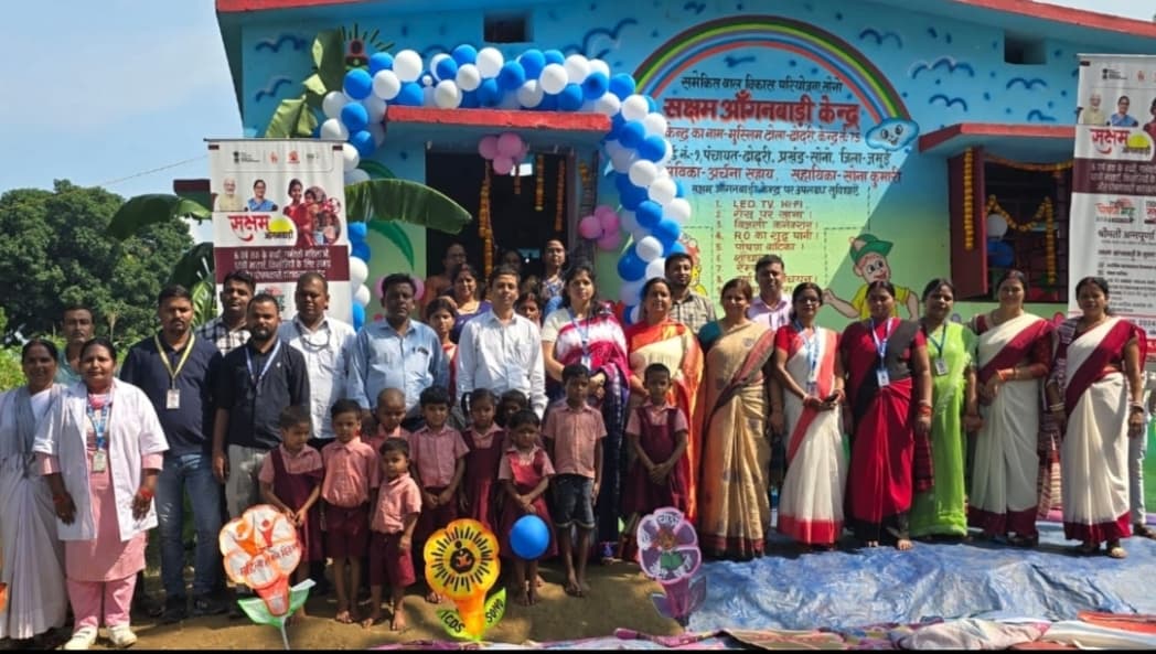 सक्षम आंगनबाड़ी केंद्र पर समय से पहले ही आ जाते हैं बच्चे