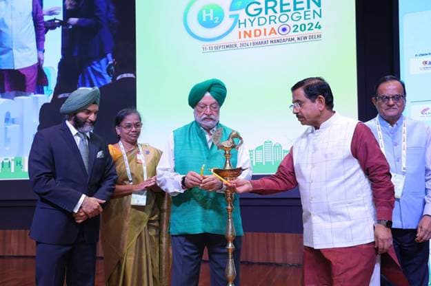 PM:भारत को वैश्विक स्तर पर ग्रीन हाइड्रोजन का हब बनाने की कवायद