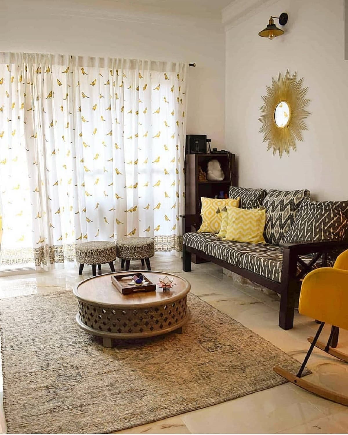 Home Decor : छोटे घर की ऐसे करें सजावट कि वह दिखे स्पेशियस