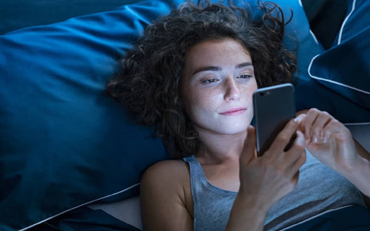 Personality Traits: जानिए कैसा होता है रात में जागने वाले लोगों का व्यक्तिव