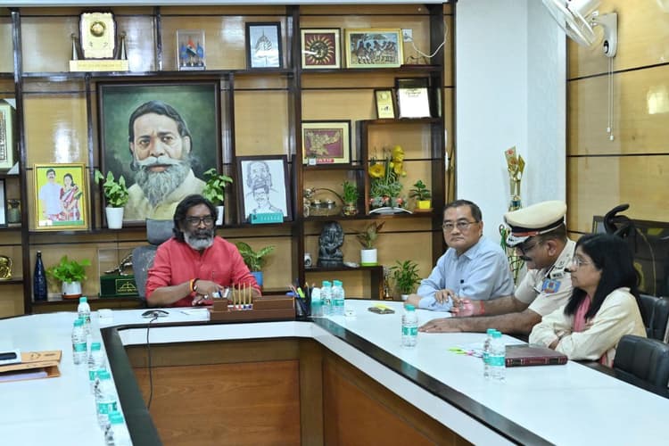 JSSC CGL परीक्षा से पहले सीएम हेमंत सोरेन ने की हाई लेवल मीटिंग, दिए ये निर्देश