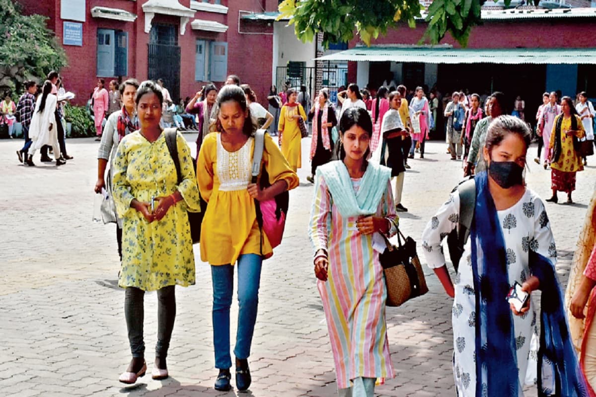 JSSC CGL Exam में परीक्षार्थियों के लिए सर दर्द बना जेनरल स्टडीज का पेपर तो नागपुरी ने दिलायी राहत