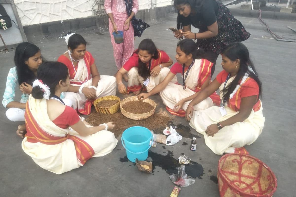 Karma Puja 2024: डॉ श्यामा प्रसाद मुखर्जी विश्वविद्यालय में जाउआ उठा, 'जाउआ माई' करती हैं ये परहेज