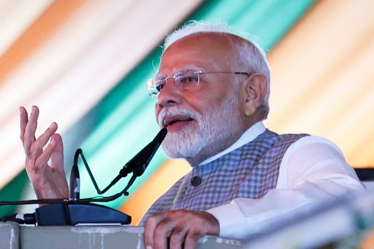'मोदी राज' में बीजेपी का रिकॉर्ड विस्तार, कई राज्यों में पहली बार बनी पूर्ण बहुमत की सरकार, यहां देखिए पूरा आंकड़ा