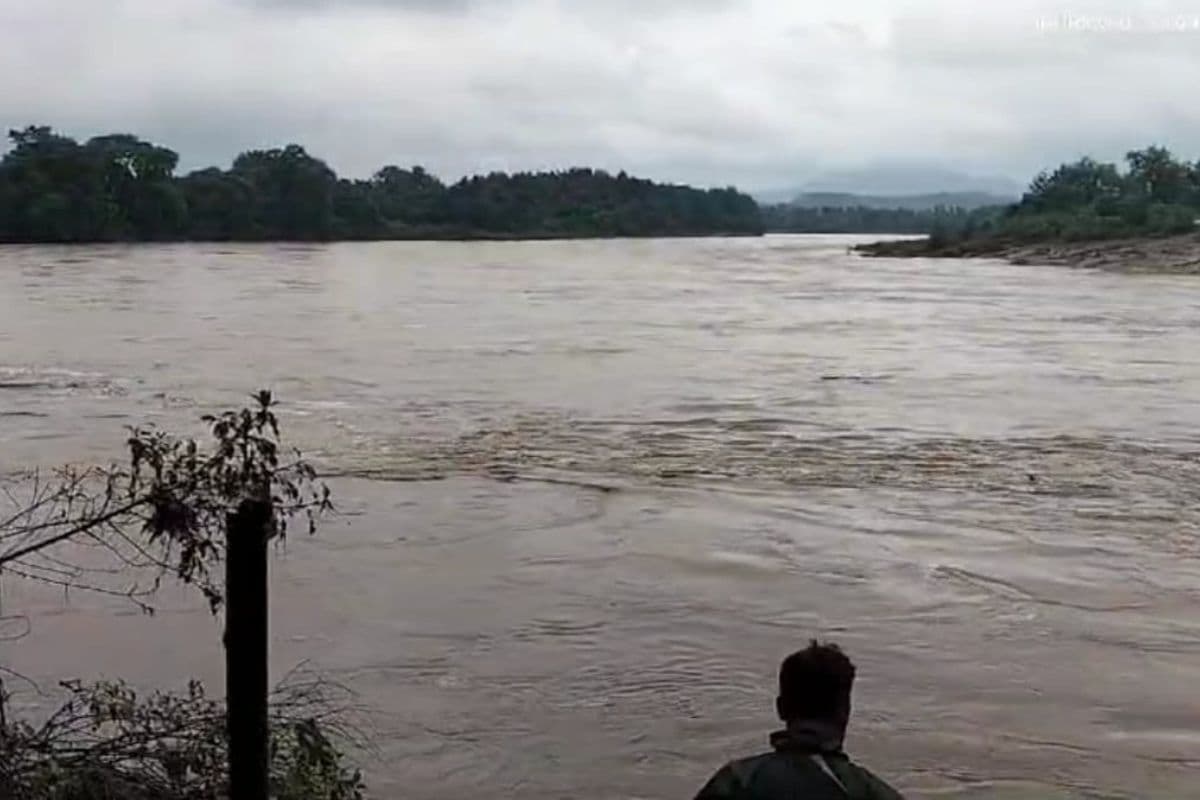 Jharkhand Weather: झारखंड में भारी बारिश से नदियां उफान पर, पतरातू डैम के खोले गए पांच फाटक