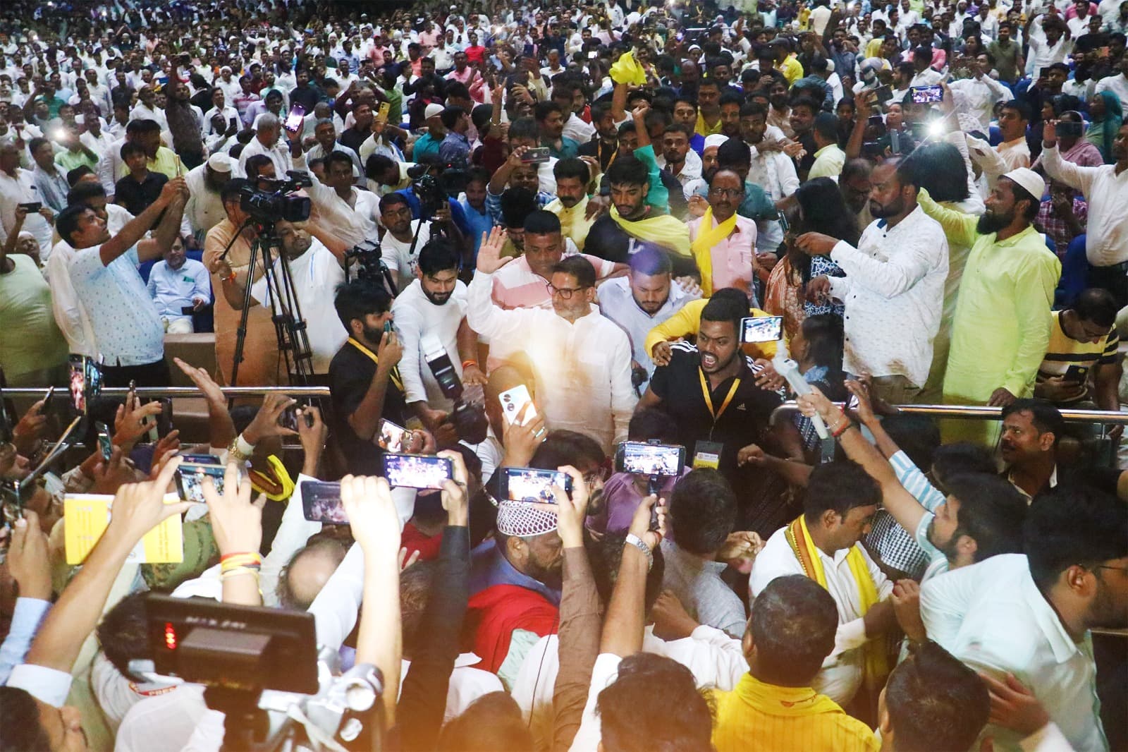 Bihar Politics: प्रशांत किशोर का ऐलान- विधानसभा चुनाव में 40 सीटों पर उतारेंगे मुस्लिम उम्मीदवार