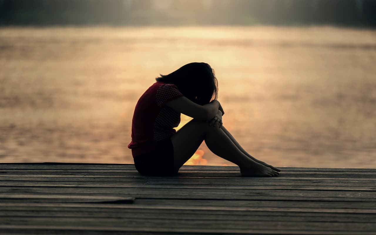 Relationship Tips: ब्रेकअप के बाद एक्स को भूलने में हो रही परेशानी? अपनाएं ये तरीके