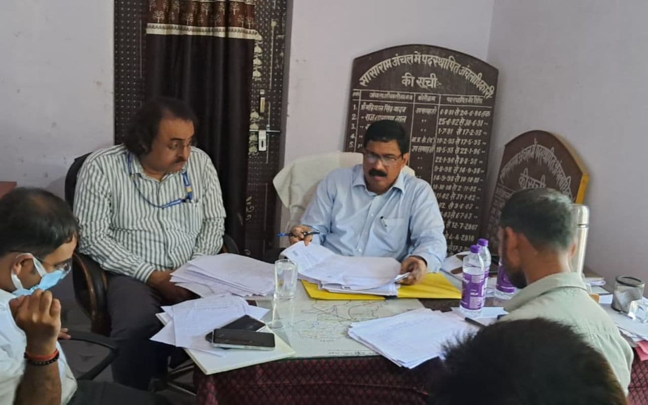 Bihar News: म्यूटेशन से जमाबंदी तक सबकी होगी जांच, जानिए रोहतास डीएम ने क्यों दिया आदेश