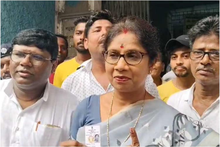 Kolkata Doctor Murder : तृणमूल ने किया कटाक्ष कहा, भाजपा अन्य दलों के साथ मिलकर चल रही है राजनीतिक चालें