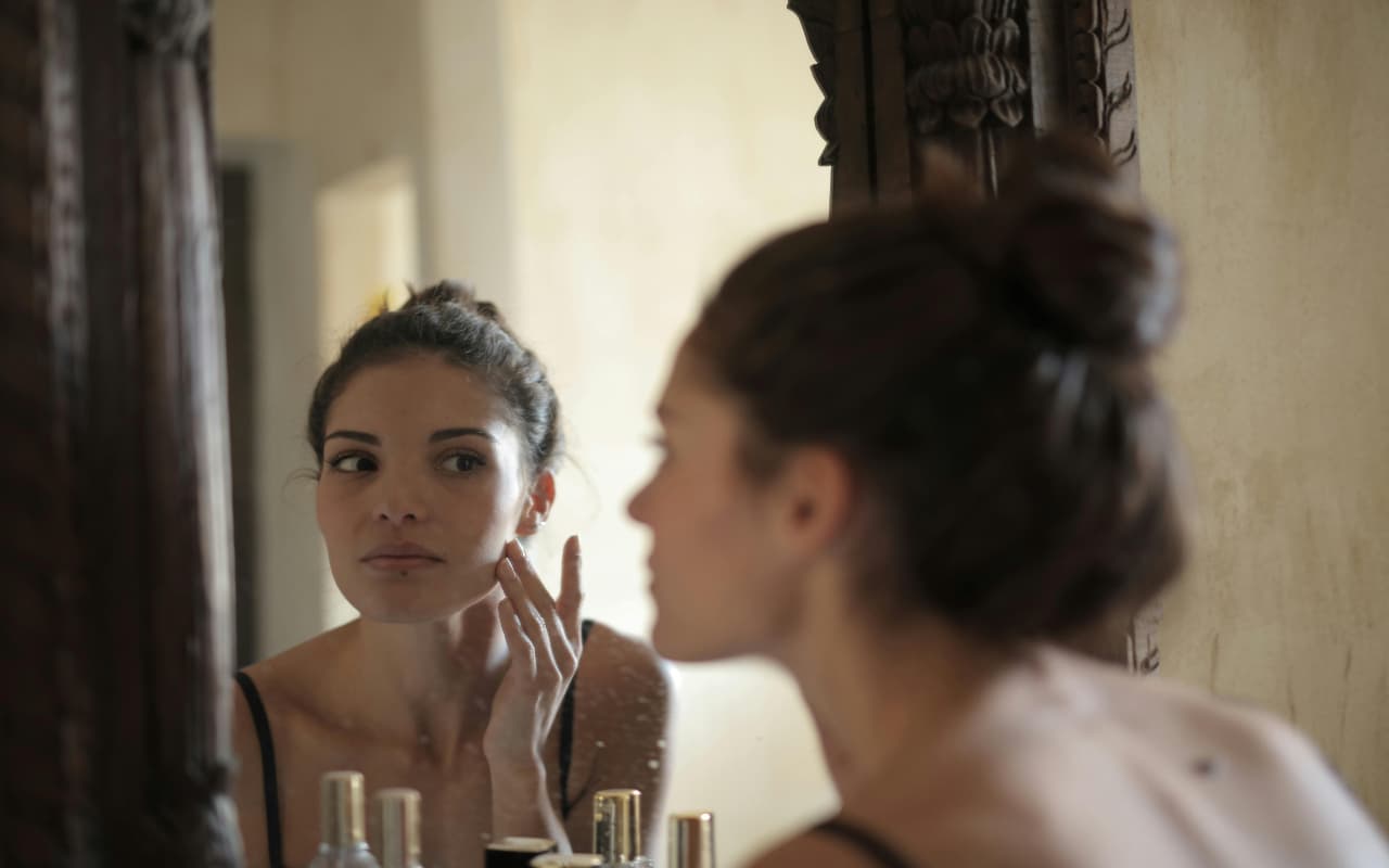 Beauty Tips: सुबह की गयी ये गलतियां बना देती है आपके चेहरे को बेजान, आज ही करें सुधार