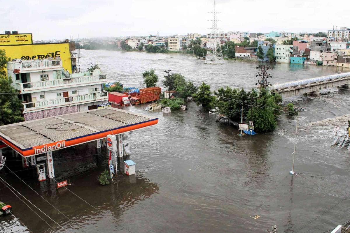 Weather Updates: भारी बारिश के अलर्ट के बाद तेलंगाना में स्कूल-कॉलेज बंद