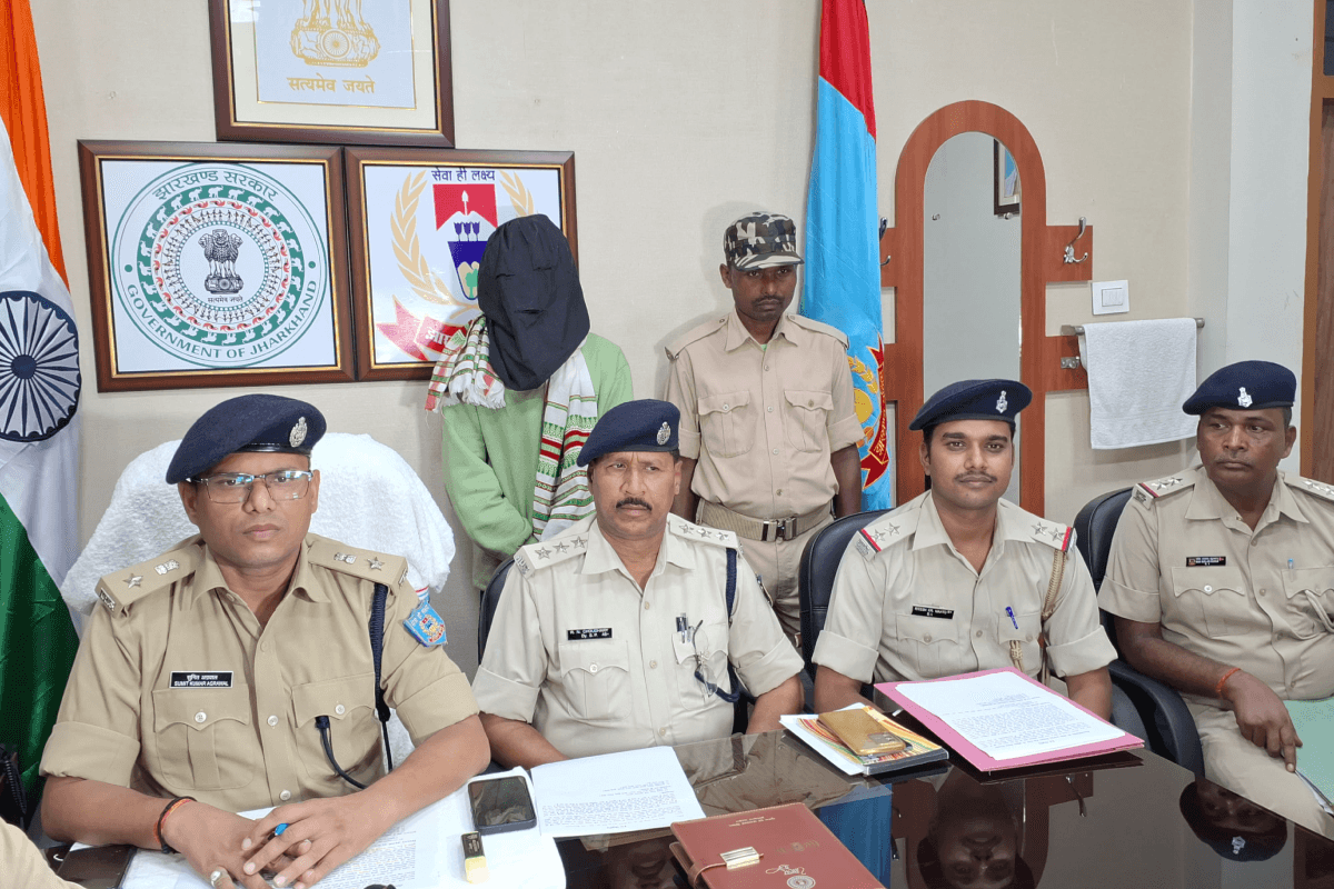 Jharkhand Naxal News: उग्रवादी संगठन टीएसपीसी का सक्रिय सदस्य चढ़ा रांची पुलिस के हत्थे