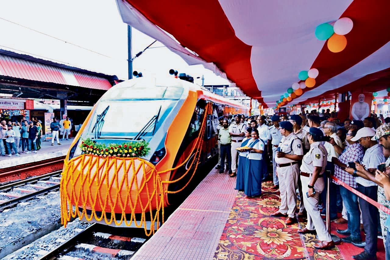 Vande Bharat Express: अब गया से गुजरेंगी पांच वंदे भारत एक्सप्रेस, इन शहरों का सफर होगा आसान