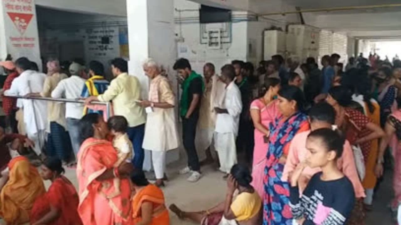 सदर असप्ताल में भीड़