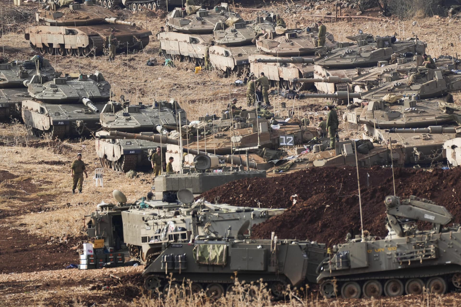 Ground Attack in Lebanon: हिजबुल्लाह पर इजराइल करने वाला है भीषण हमला, 2 दशक बाद लेबनान में फिर घुसी इजराइली सेना