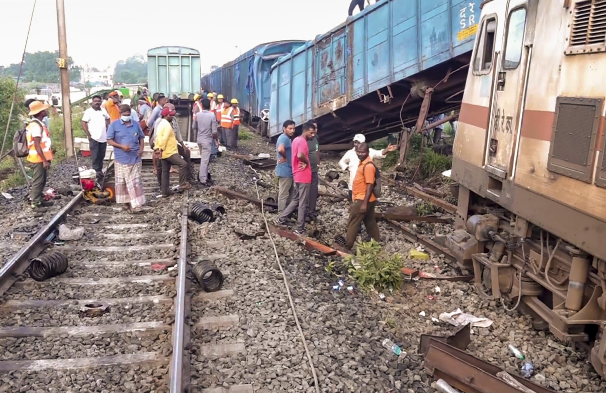 Chennai Train Accident : कोई साजिश तो नहीं? कैसे लूप लाइन पर चली गई मैसूर-दरभंगा बागमती एक्सप्रेस