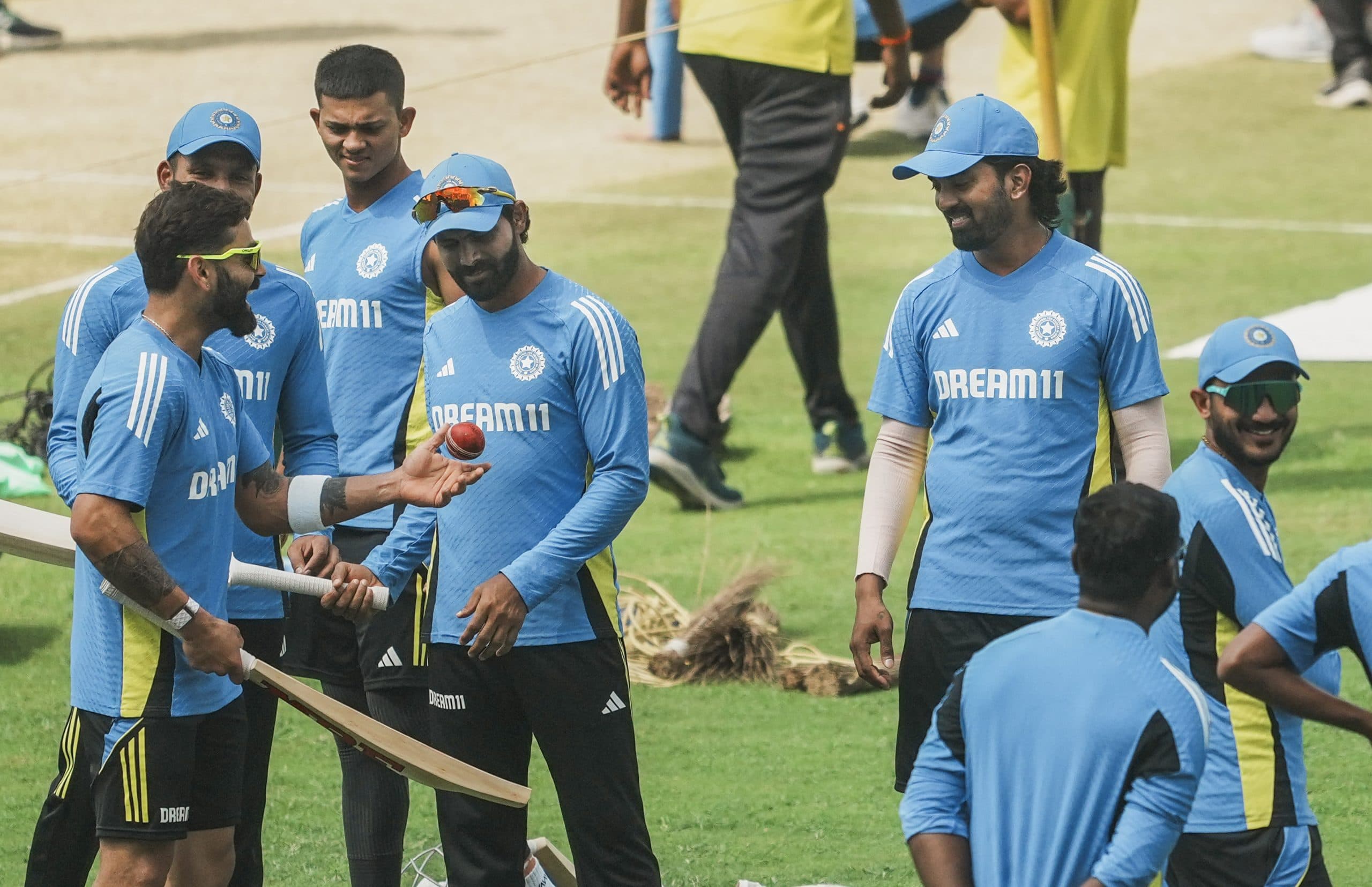 IND vs NZ: ऋषभ पंत एकदम फिट, केएल राहुल की जगह दूसरे टेस्ट में सरफराज मारेंगे बाजी