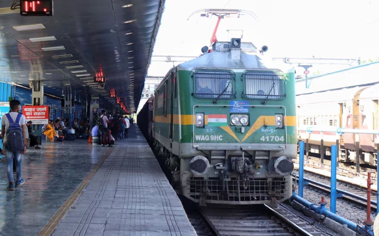 Good News : लोगों का इंतजार हुआ खत्म, गया से मुंबई जाना हुआ आसान, इस ट्रेन में शुरू हुई टिकटों की बुकिंग