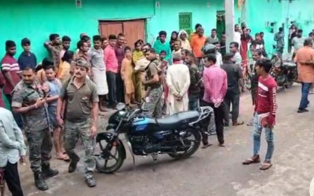 गया में बड़ी संख्या में हो रहा था धर्म परिवर्तन, बजरंग दल को लगी भनक और हो गया हंगामा