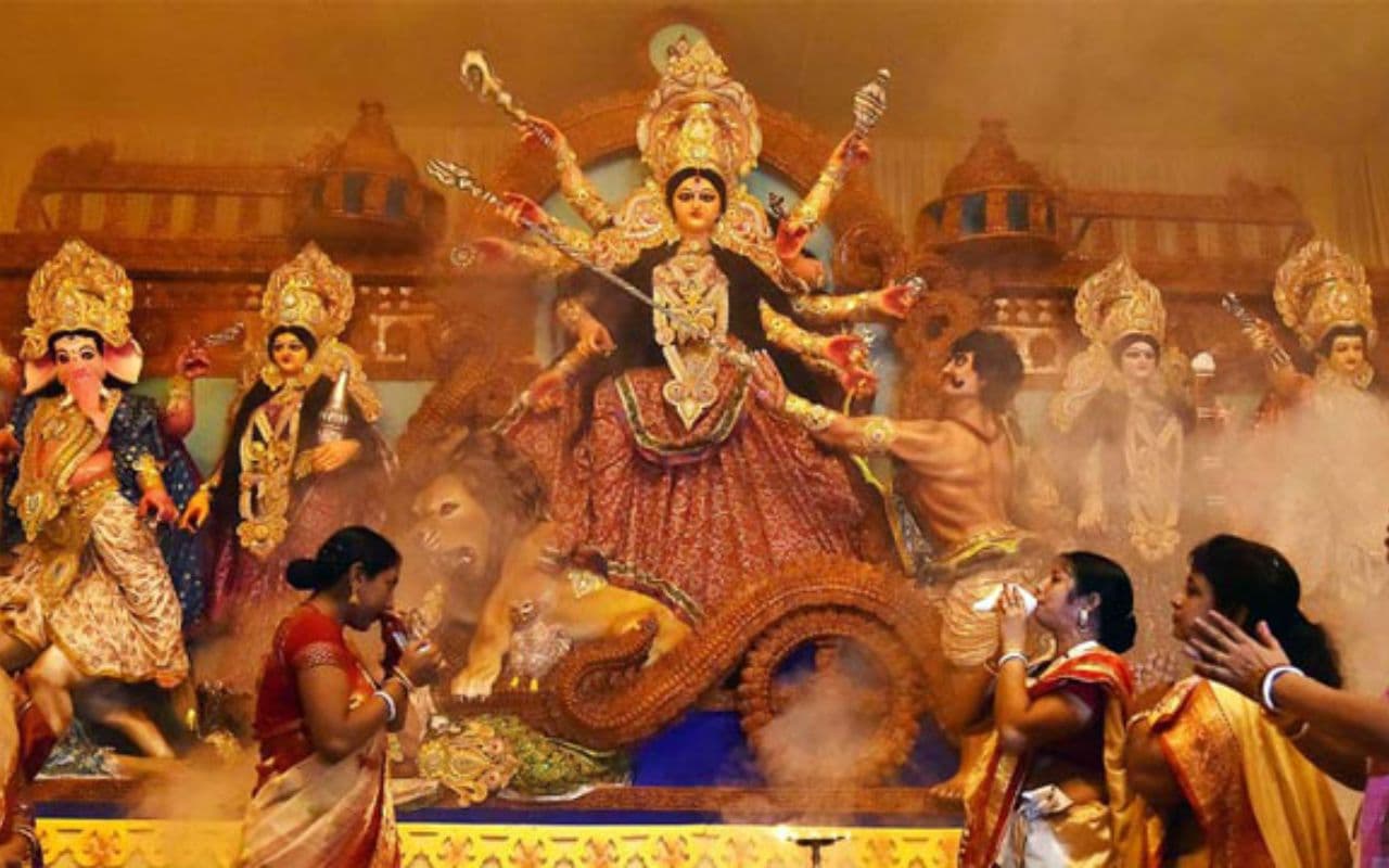 Navratri 2024 : दुर्गा पूजा के दौरान नहीं बजा सकेंगे DJ, पूजा पंडालों को लेना होगा लाइसेंस