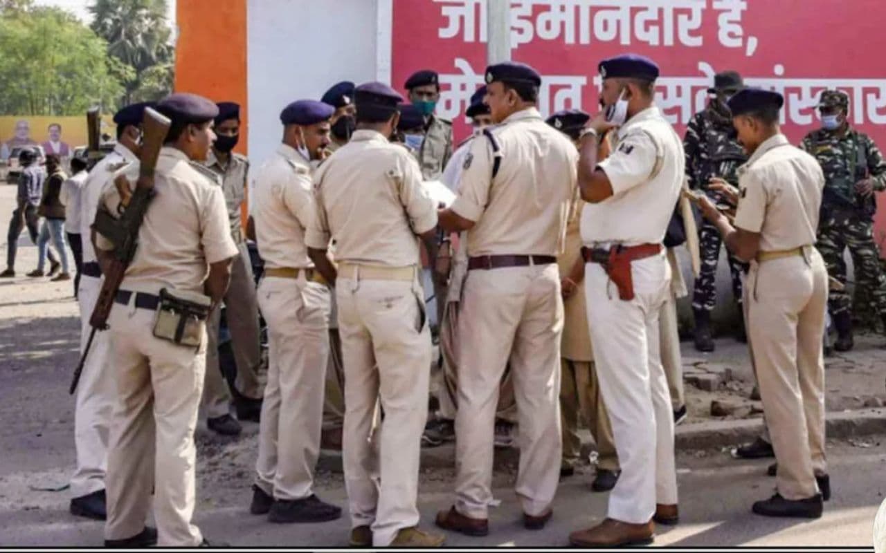 Rohtas News : 11 महीनों से चोरों को ढूंढ़ रही है पुलिस, नहीं मिली कामयाबी
